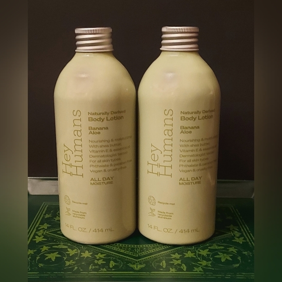 Lot of 2! NEW! Hey Humans Banana Aloe Body Lotions Full Size 14 fl oz FRESH! - Picture 1 of 4